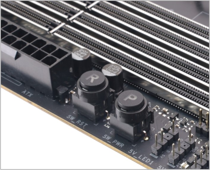 X670E VALKYRIE|BIOSTAR|株式会社アユート PCパーツ・VR X670E VALKYRIE|BIOSTAR|株式会社アユート PCパーツ・VR